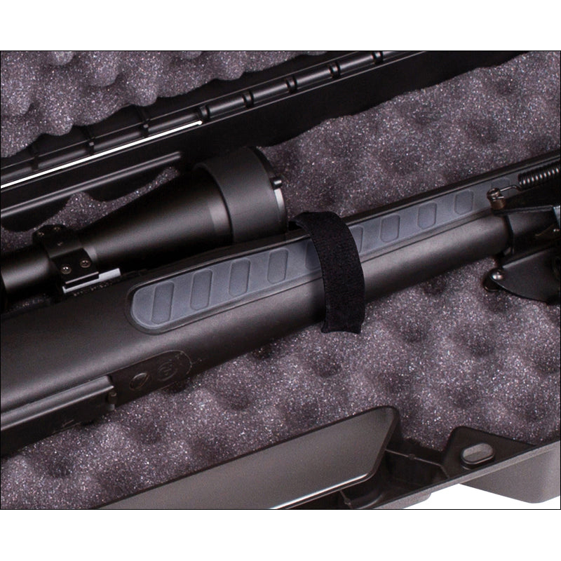 5010PP Pallet Packer Plus Case, hook and loop straps close-up