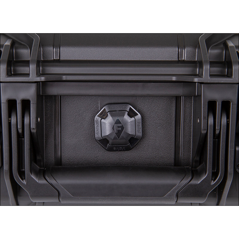 AS1209F Atlas 12 with foam interior - close-up of pressure valve